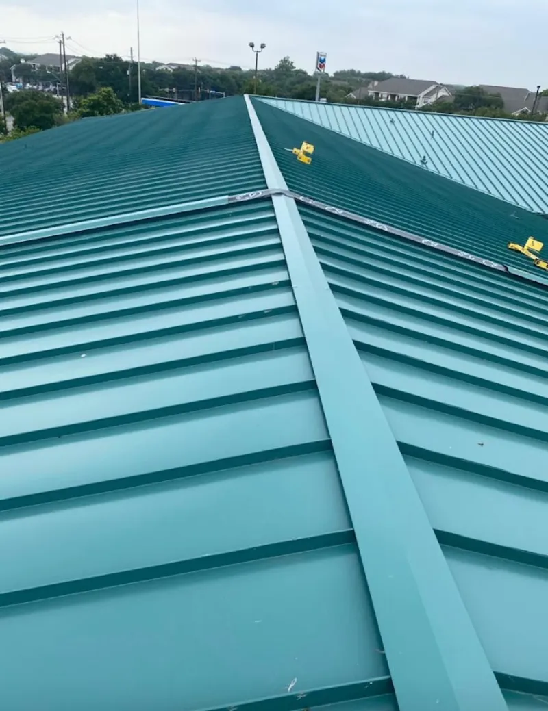 Green commercial metal roof ridge and valley for Metal Roof Repair in Prien